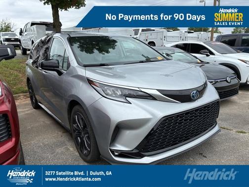Celestial Silver Metallic 2022 Toyota Sienna XSE