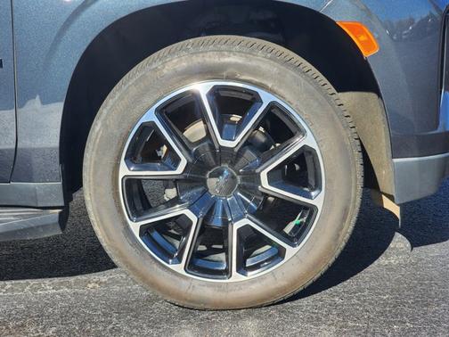 2021 Chevrolet Suburban RST