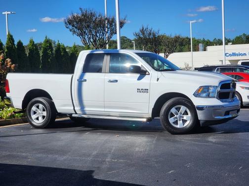 2017 RAM 1500 SLT