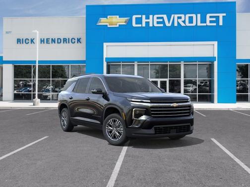 Mosaic Black Metallic 2026 Chevrolet Traverse FWD LT