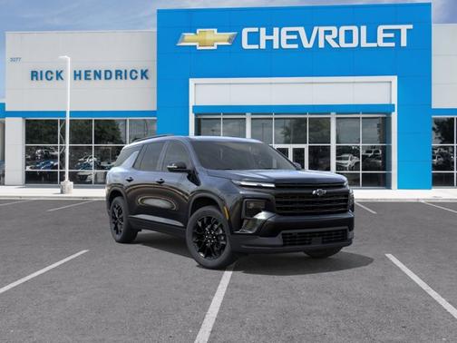 Mosaic Black Metallic 2026 Chevrolet Traverse FWD LT