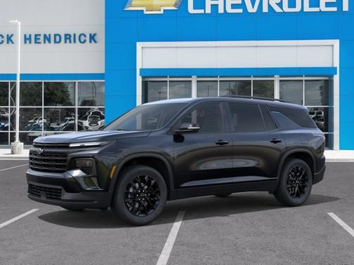 Mosaic Black Metallic 2026 Chevrolet Traverse FWD LT