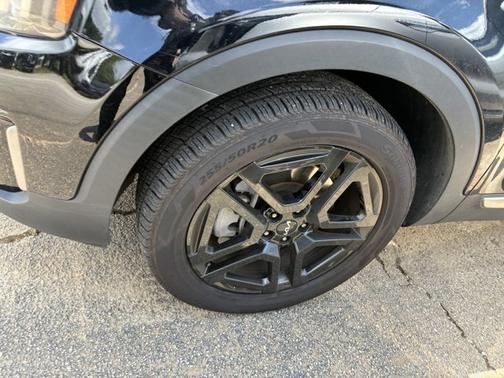 Ebony Black 2023 Kia Telluride SX Prestige X-Line
