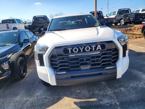 2025 Toyota Tacoma Base