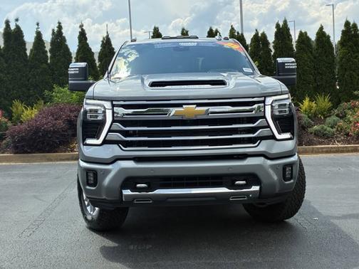 Sterling Gray Metallic 2025 Chevrolet Silverado 3500 High Country