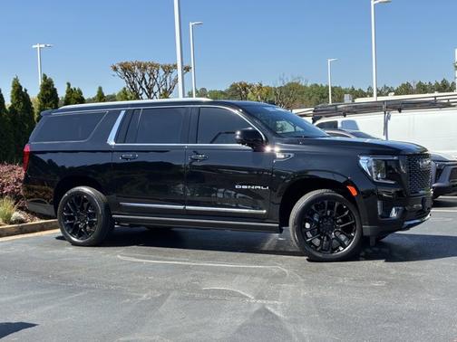 Onyx Black 2023 GMC Yukon XL Denali Ultimate