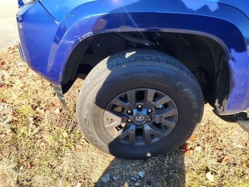 2023 Toyota Tacoma TRD Off Road