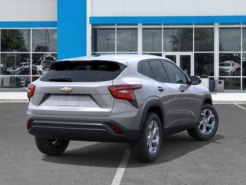 Sterling Gray Metallic 2026 Chevrolet Trax LS