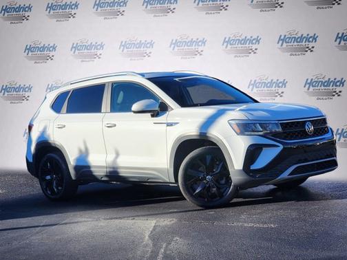 2022 Volkswagen Taos SE