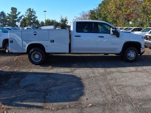 2025 Chevrolet Silverado 3500 Work Truck