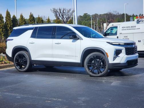 2026 Chevrolet Traverse FWD LT