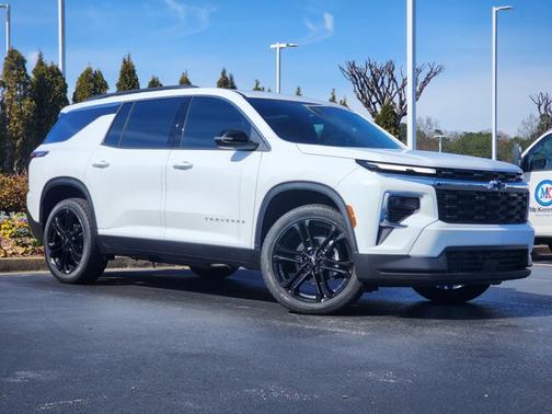 2026 Chevrolet Traverse FWD LT