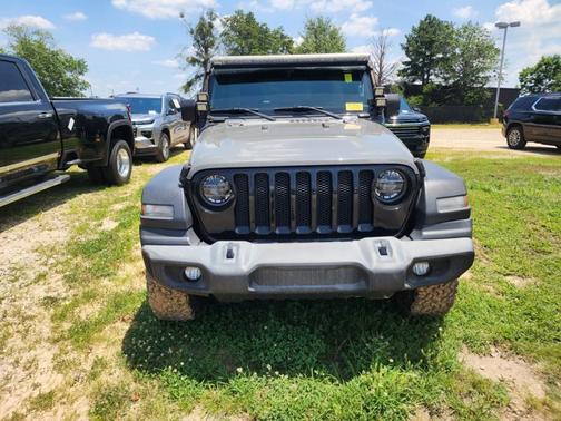 2020 Jeep Wrangler Unlimited Willys