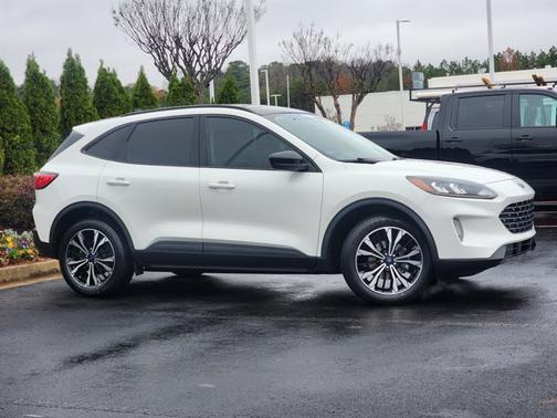 2022 Ford Escape SEL