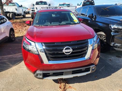 2022 Nissan Pathfinder Platinum