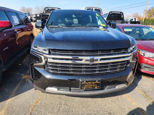2023 Chevrolet Suburban LT