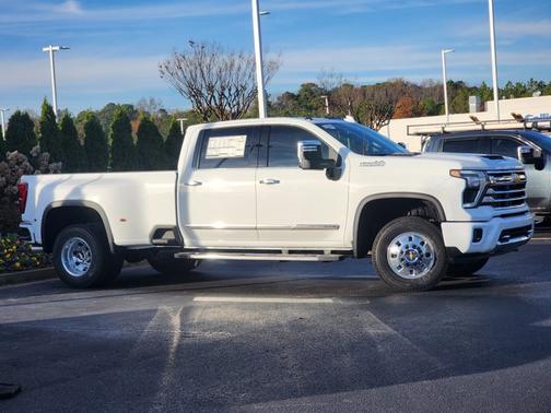 2026 Chevrolet Silverado 3500 High Country