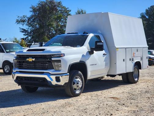 2025 Chevrolet Silverado 3500 Work Truck