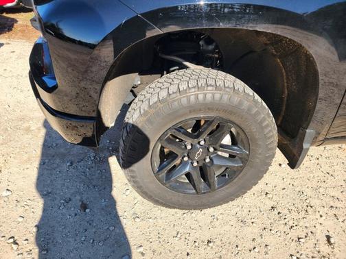 2022 Chevrolet Silverado 1500 Custom Trail Boss