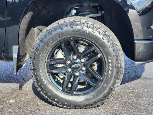 2022 Chevrolet Silverado 1500 Custom Trail Boss