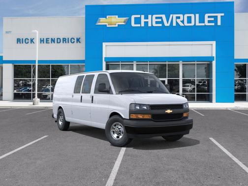 2025 Chevrolet Express 2500 