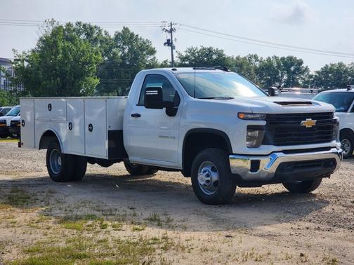 2025 Chevrolet Silverado 3500 Work Truck