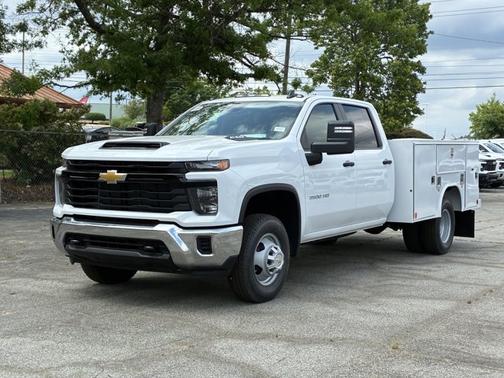 Summit White 2026 Chevrolet Silverado 3500 Work Truck