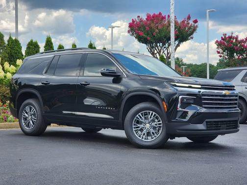2025 Chevrolet Traverse FWD LT