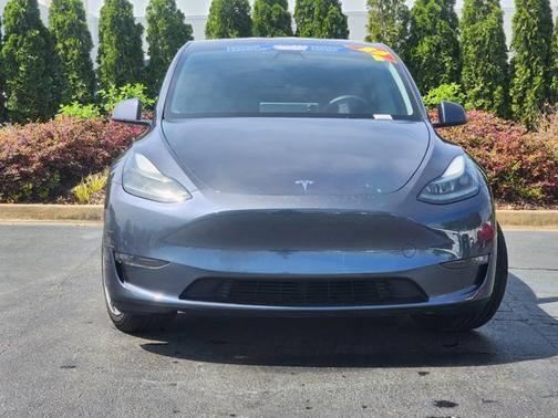 2023 Tesla Model Y Base