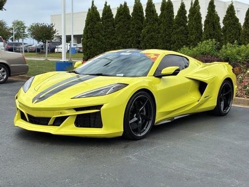 Accelerate Yellow Metallic 2024 Chevrolet Corvette 3LZ