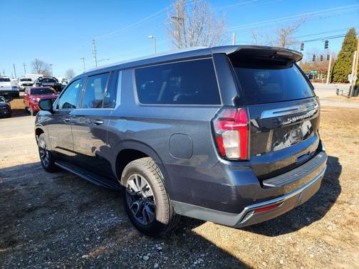 2021 Chevrolet Suburban LS