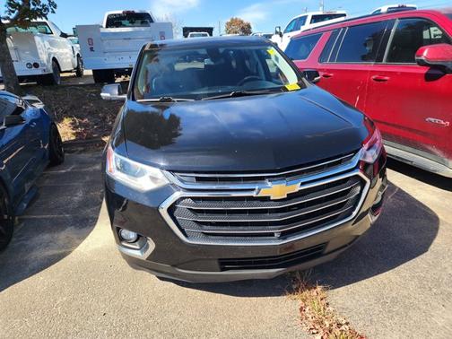 2021 Chevrolet Traverse LT Leather