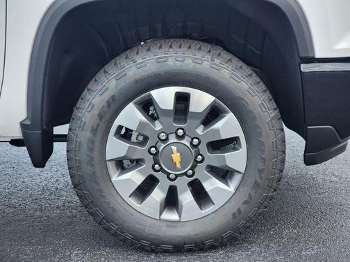 2025 Chevrolet Silverado 2500 Custom