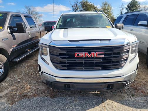 2024 GMC Sierra 1500 Pro
