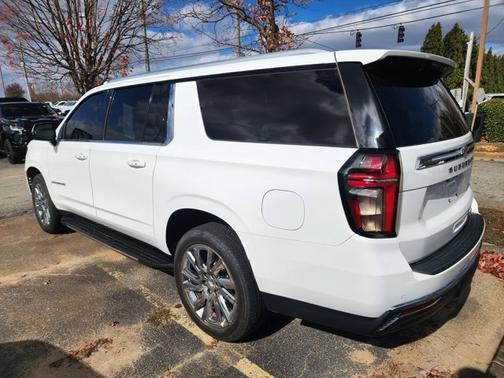 2021 Chevrolet Suburban LT