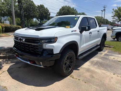Summit White 2023 Chevrolet Silverado 1500 ZR2