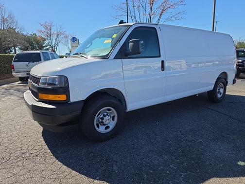 2025 Chevrolet Express 2500 Work Van