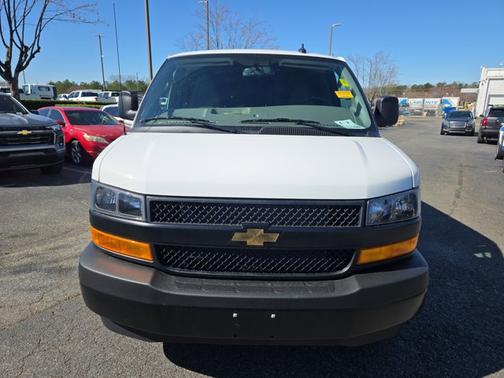2025 Chevrolet Express 2500 Work Van