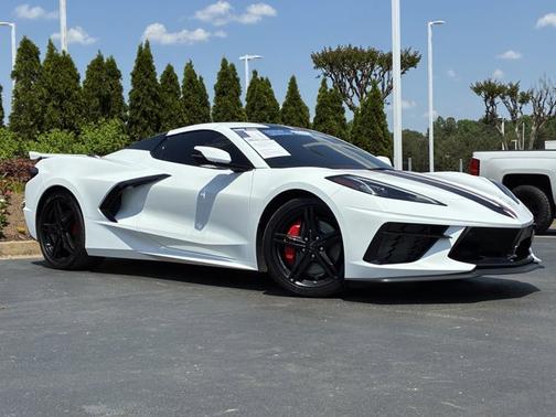 Arctic White 2026 Chevrolet Corvette 3LT