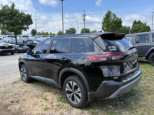 Super Black 2022 Nissan Rogue SV