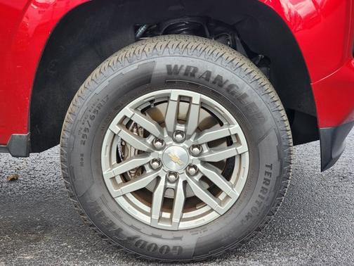 2024 Chevrolet Colorado 2WD LT