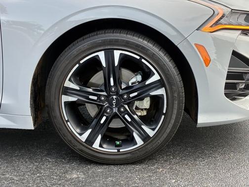 Wolf Gray 2023 Kia K5 GT-Line