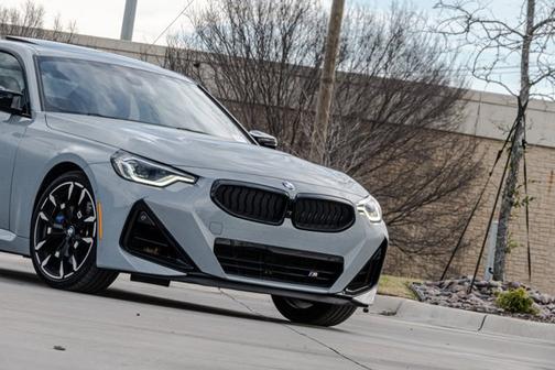 2025 BMW M240 M240i