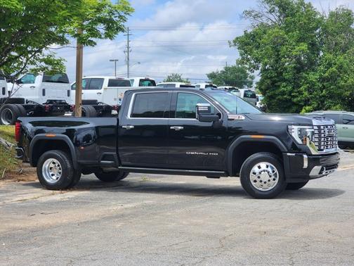 2024 GMC Sierra 3500 Denali