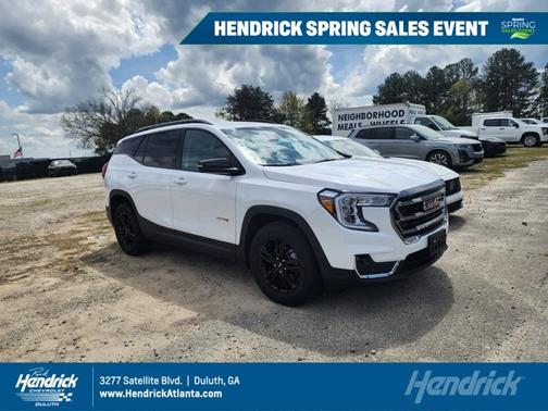Summit White 2023 GMC Terrain AT4
