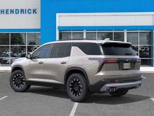 Sandstone Gray 2026 Chevrolet Traverse AWD Z71