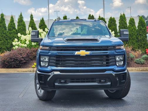 2025 Chevrolet Silverado 2500 Custom
