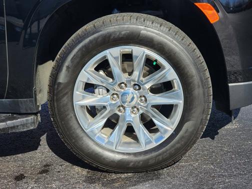 2024 Chevrolet Suburban Premier