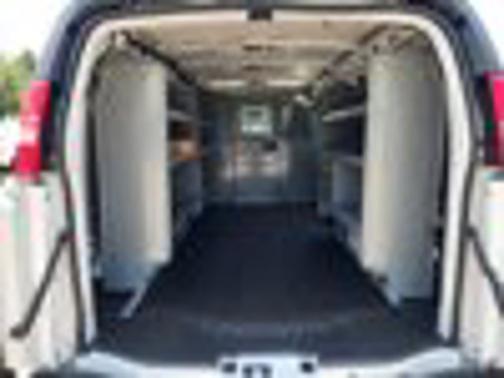 2025 Chevrolet Express 2500 