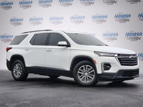 2022 Chevrolet Traverse LT Cloth